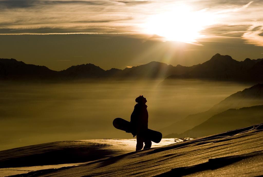 Chalet Des Alpes - Sunset View - Crans-Montana Exterior photo